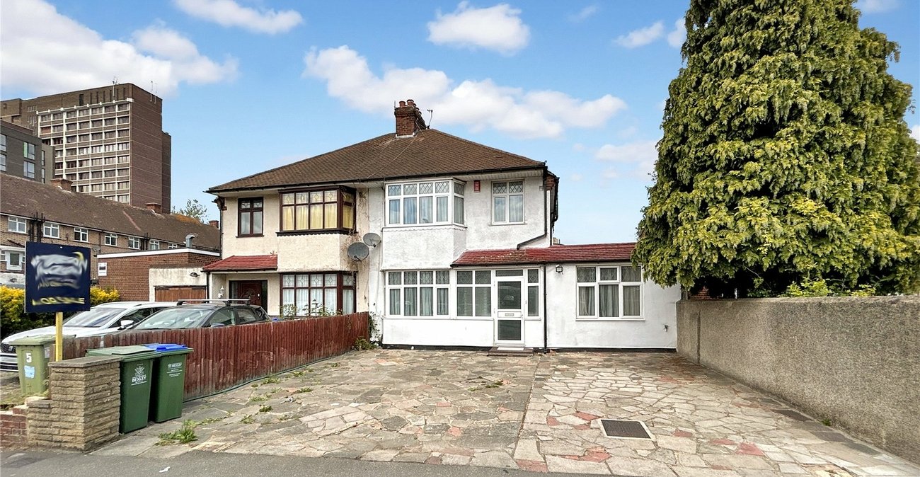 4 bedroom house for sale in Sidcup | Robinson Jackson
