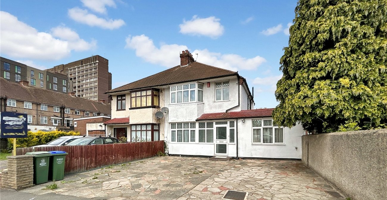 4 bedroom house for sale in Sidcup | Robinson Jackson