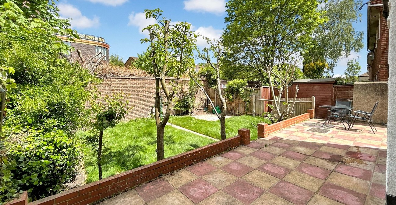 4 bedroom house for sale in Sidcup | Robinson Jackson