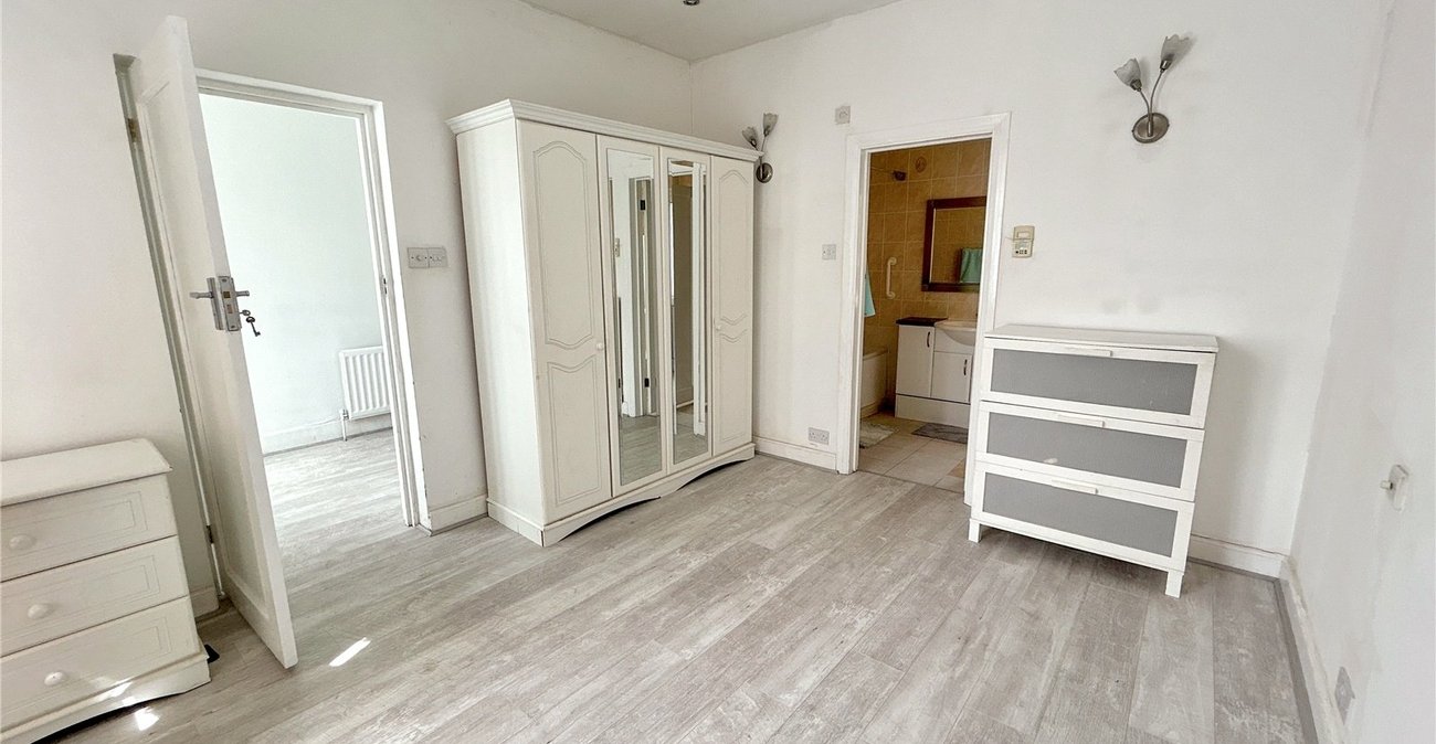 4 bedroom house for sale in Sidcup | Robinson Jackson