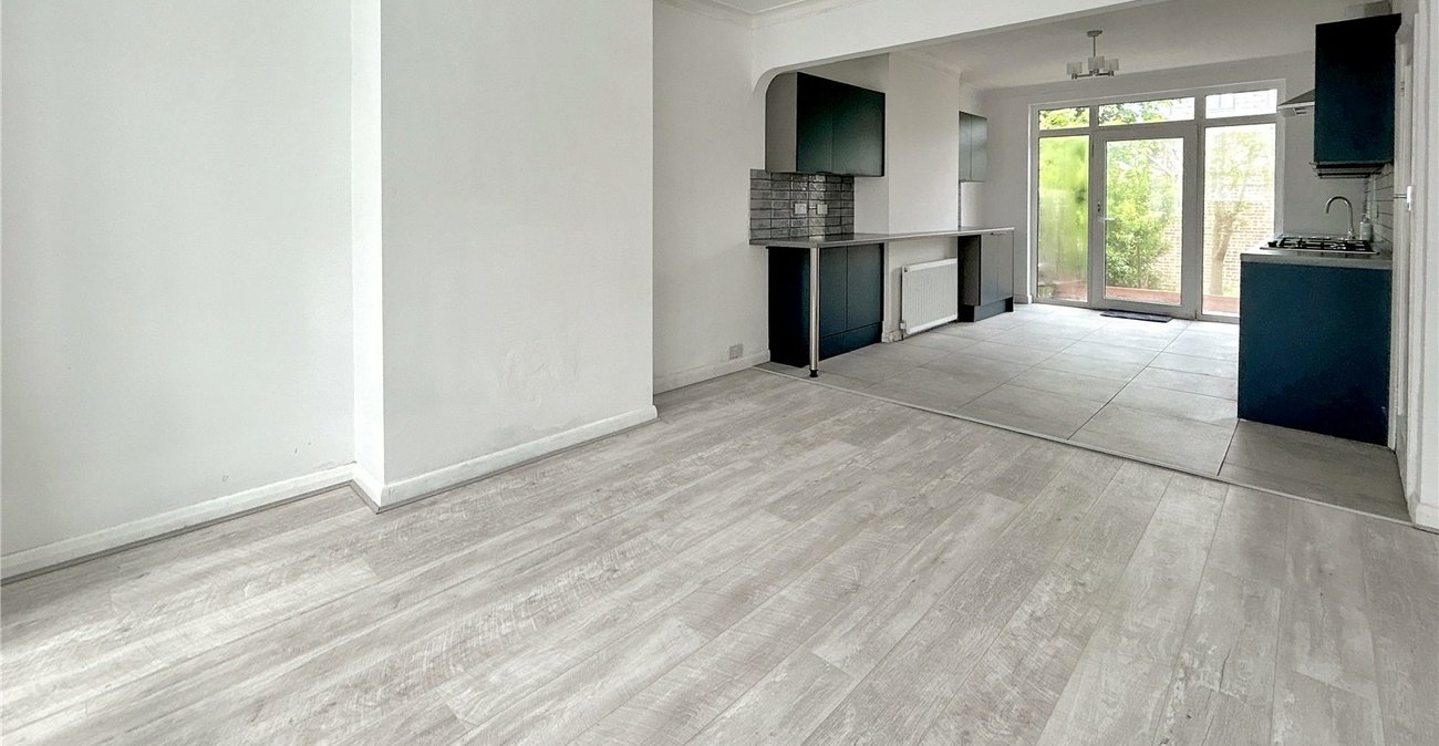 4 bedroom house for sale in Sidcup | Robinson Jackson