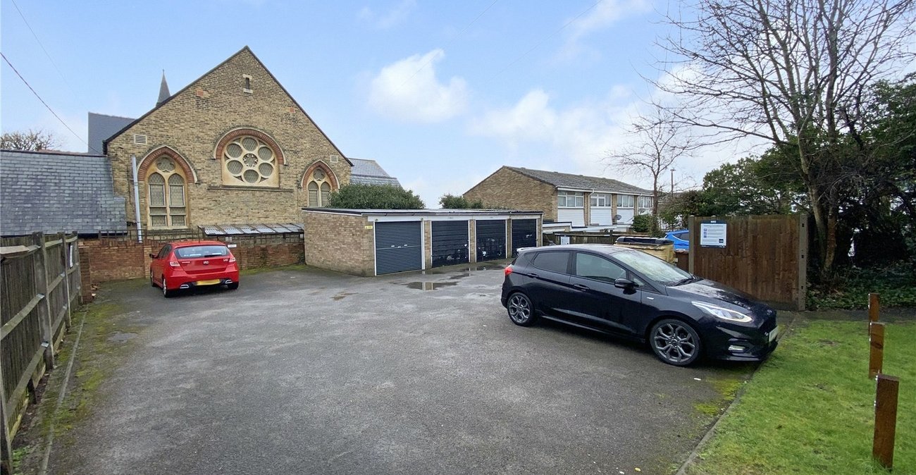 1 bedroom property for sale in Sidcup | Robinson Jackson