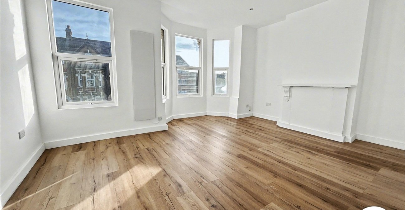 5 bedroom house for sale in Sidcup | Robinson Jackson