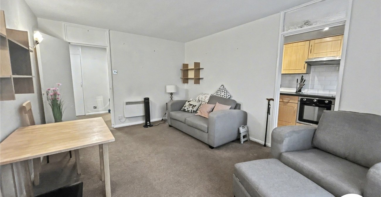 1 bedroom property for sale in Sidcup | Robinson Jackson