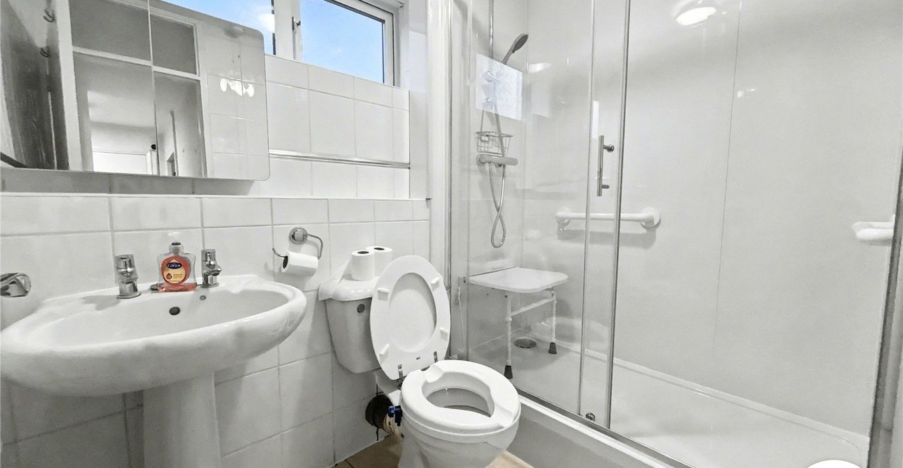 1 bedroom property for sale in Sidcup | Robinson Jackson