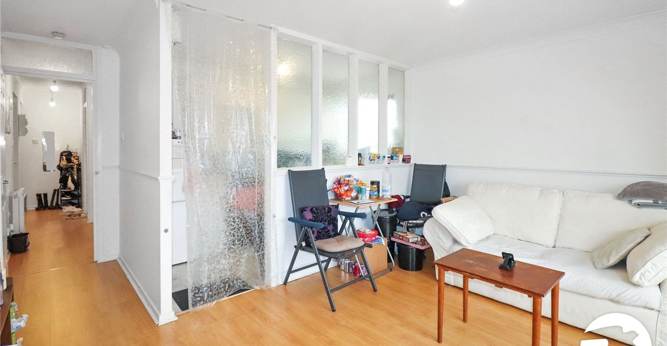 2 bedroom property for sale in Belvedere | Robinson Jackson