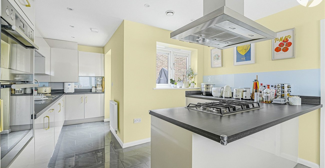 3 bedroom house for sale in Greenhithe | Robinson Jackson