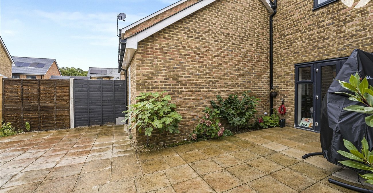3 bedroom house for sale in Greenhithe | Robinson Jackson