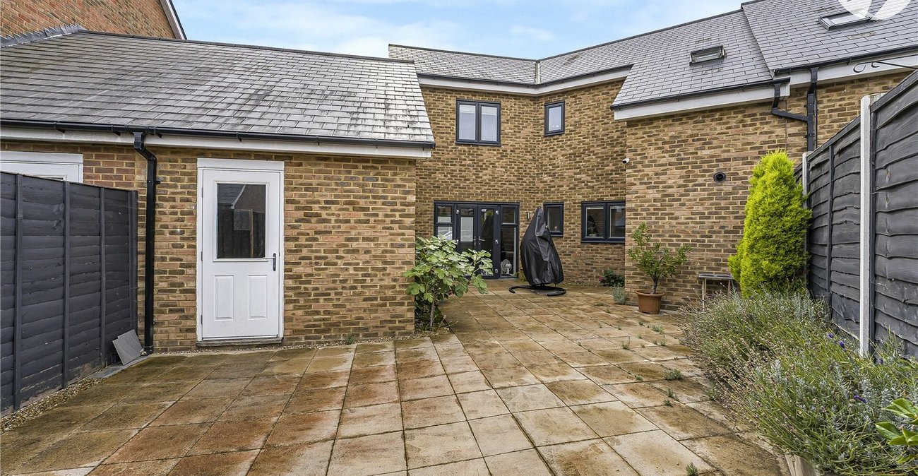 3 bedroom house for sale in Greenhithe | Robinson Jackson