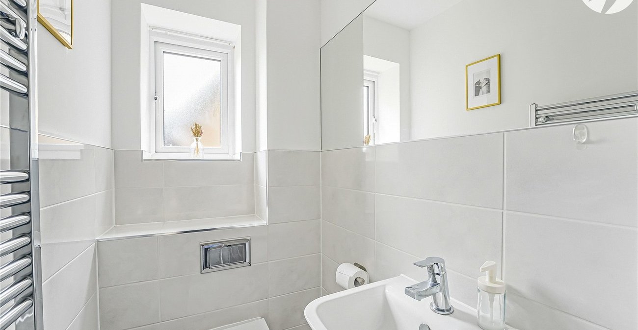 3 bedroom house for sale in Greenhithe | Robinson Jackson