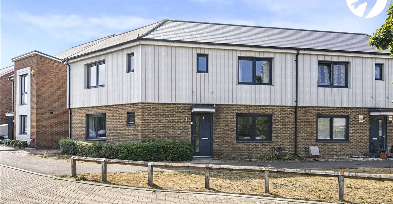 3 bedroom house for sale in Greenhithe | Robinson Jackson