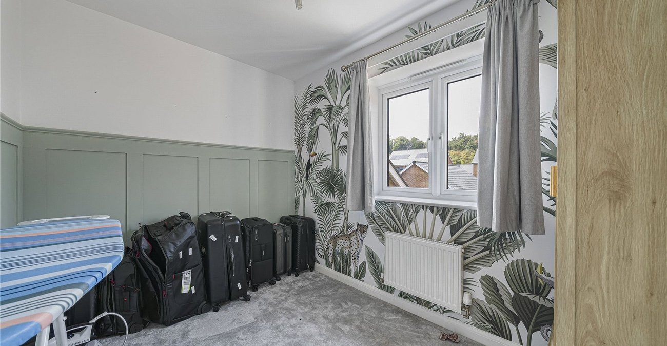 3 bedroom house for sale in Greenhithe | Robinson Jackson