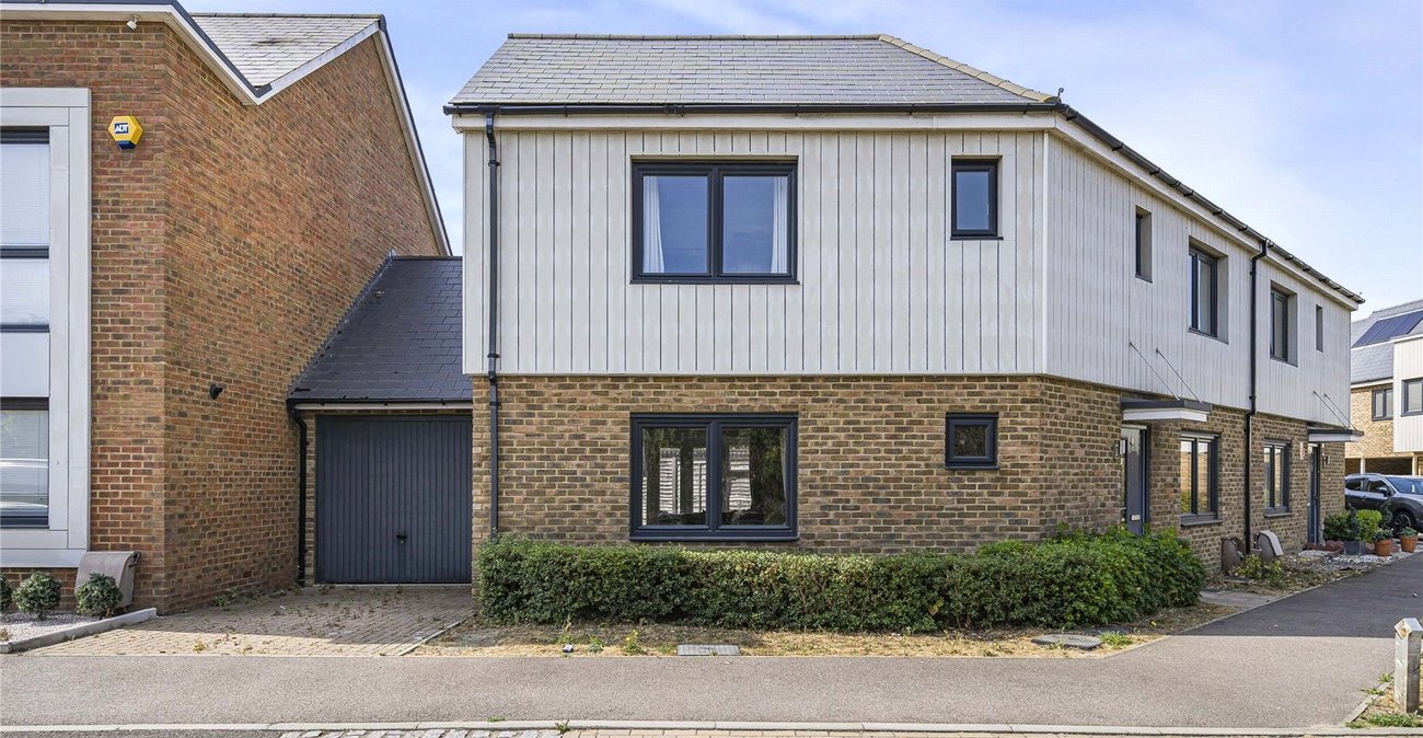 3 bedroom house for sale in Greenhithe | Robinson Jackson