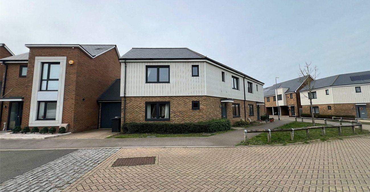 3 bedroom house for sale in Greenhithe | Robinson Jackson