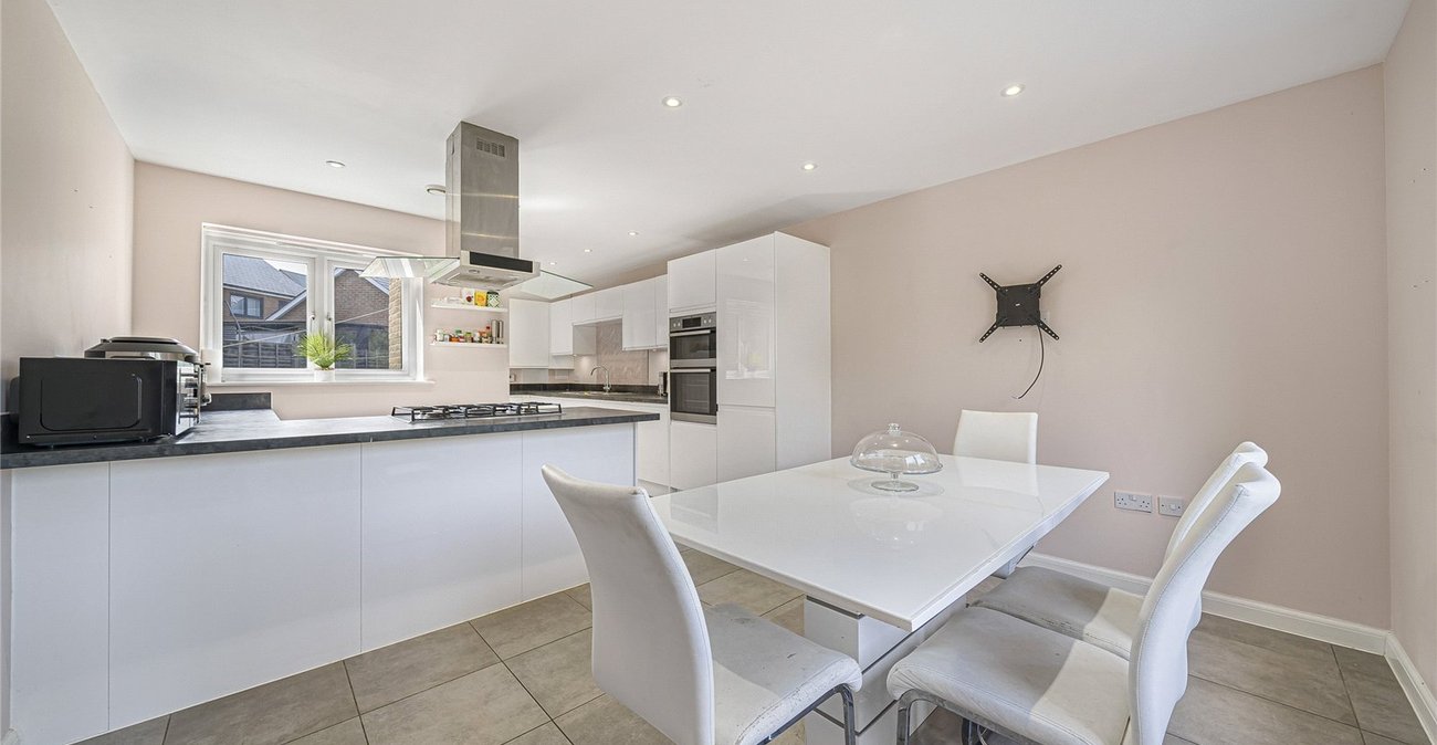 3 bedroom house for sale in Greenhithe | Robinson Jackson