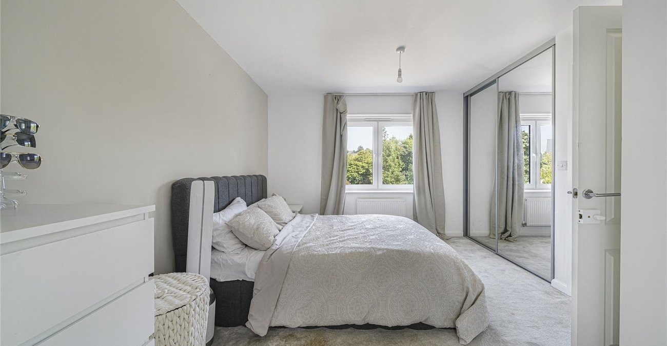 3 bedroom house for sale in Greenhithe | Robinson Jackson