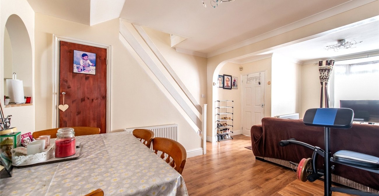 2 bedroom house for sale in Gravesend | Robinson Michael & Jackson