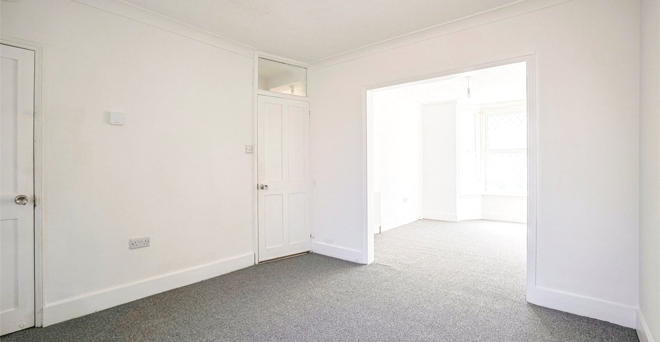 3 bedroom house for sale in Gravesend | Robinson Michael & Jackson