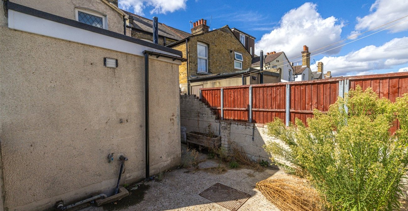 3 bedroom house for sale in Gravesend | Robinson Michael & Jackson