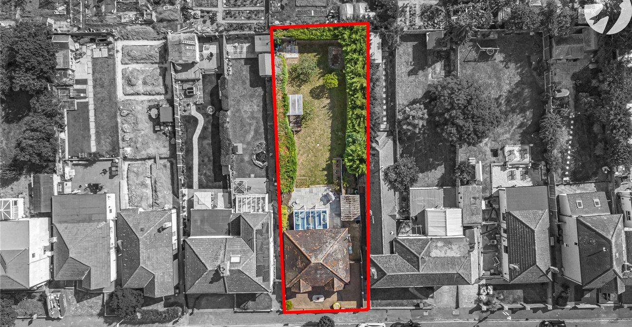 1 bedroom bungalow for sale in West Dartford | Robinson Jackson