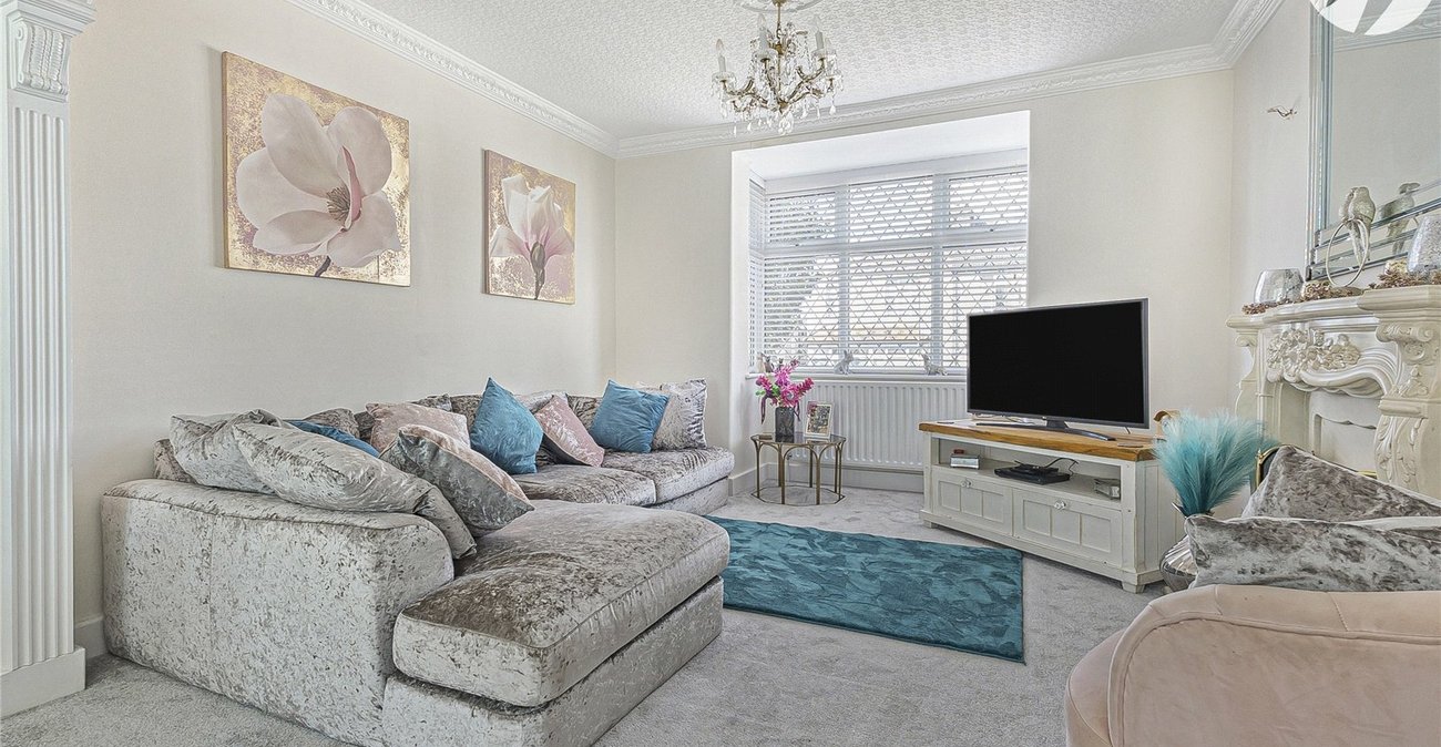 1 bedroom bungalow for sale in West Dartford | Robinson Jackson