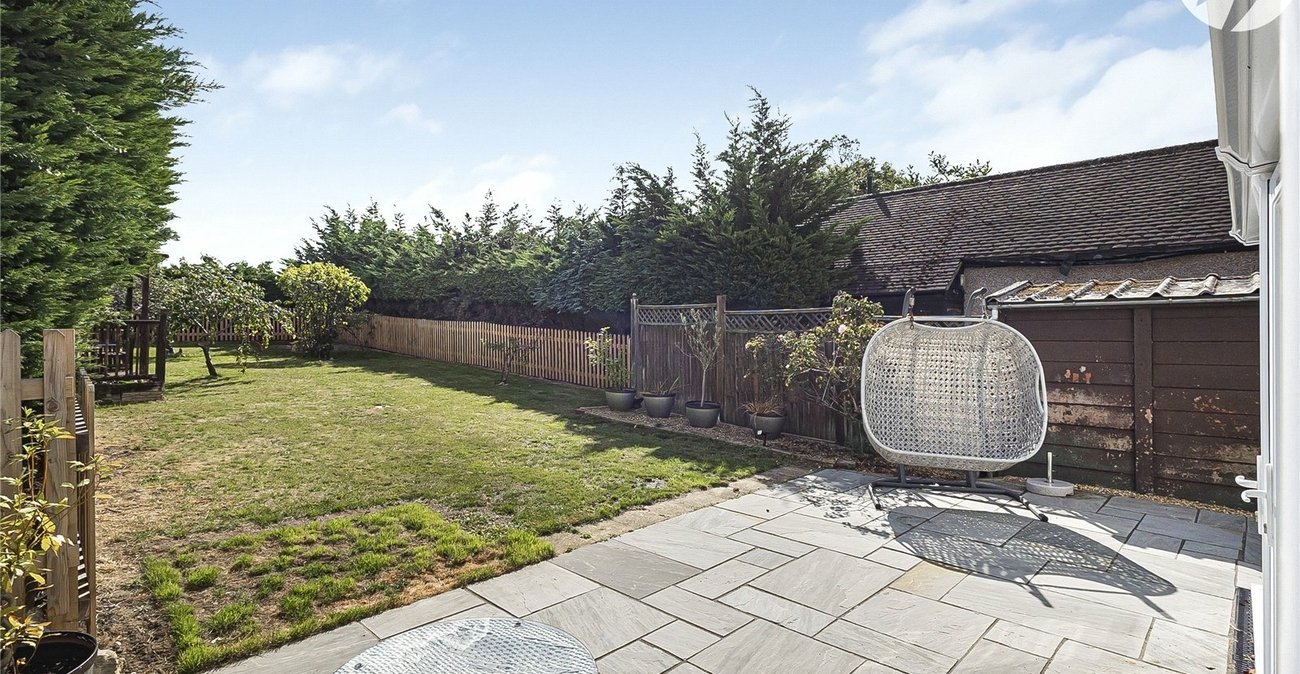 1 bedroom bungalow for sale in West Dartford | Robinson Jackson