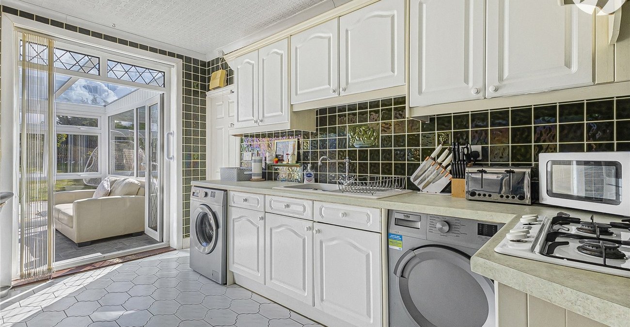 1 bedroom bungalow for sale in West Dartford | Robinson Jackson