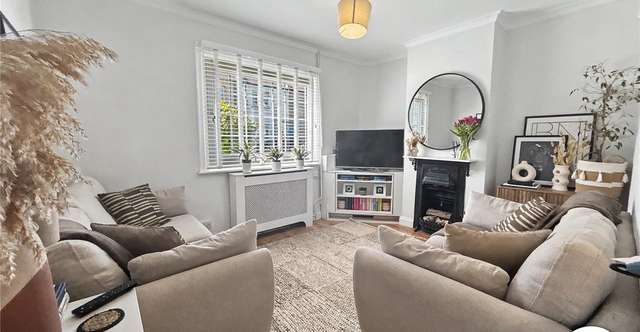 2 bedroom house for sale in Sidcup | Robinson Jackson