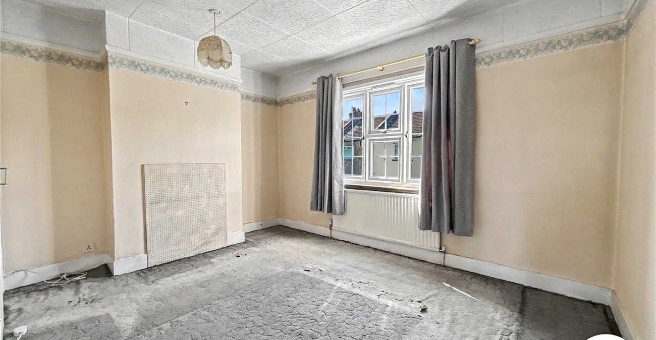 3 bedroom house for sale in Sidcup | Robinson Jackson
