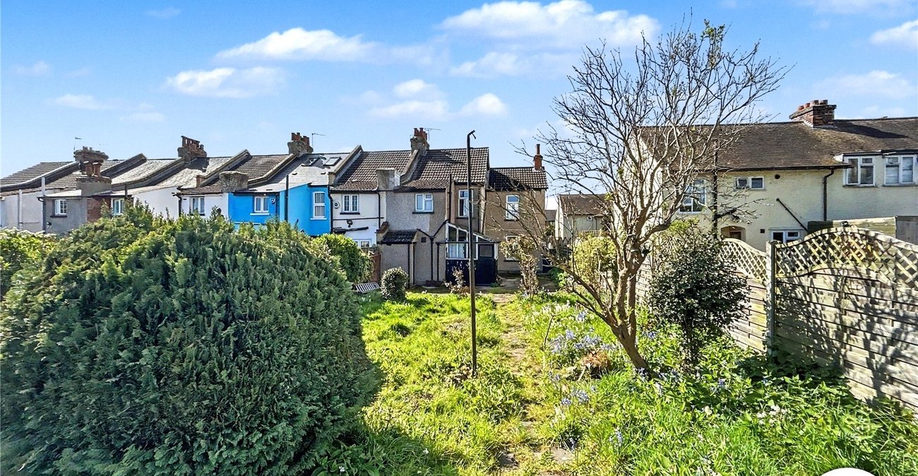3 bedroom house for sale in Sidcup | Robinson Jackson