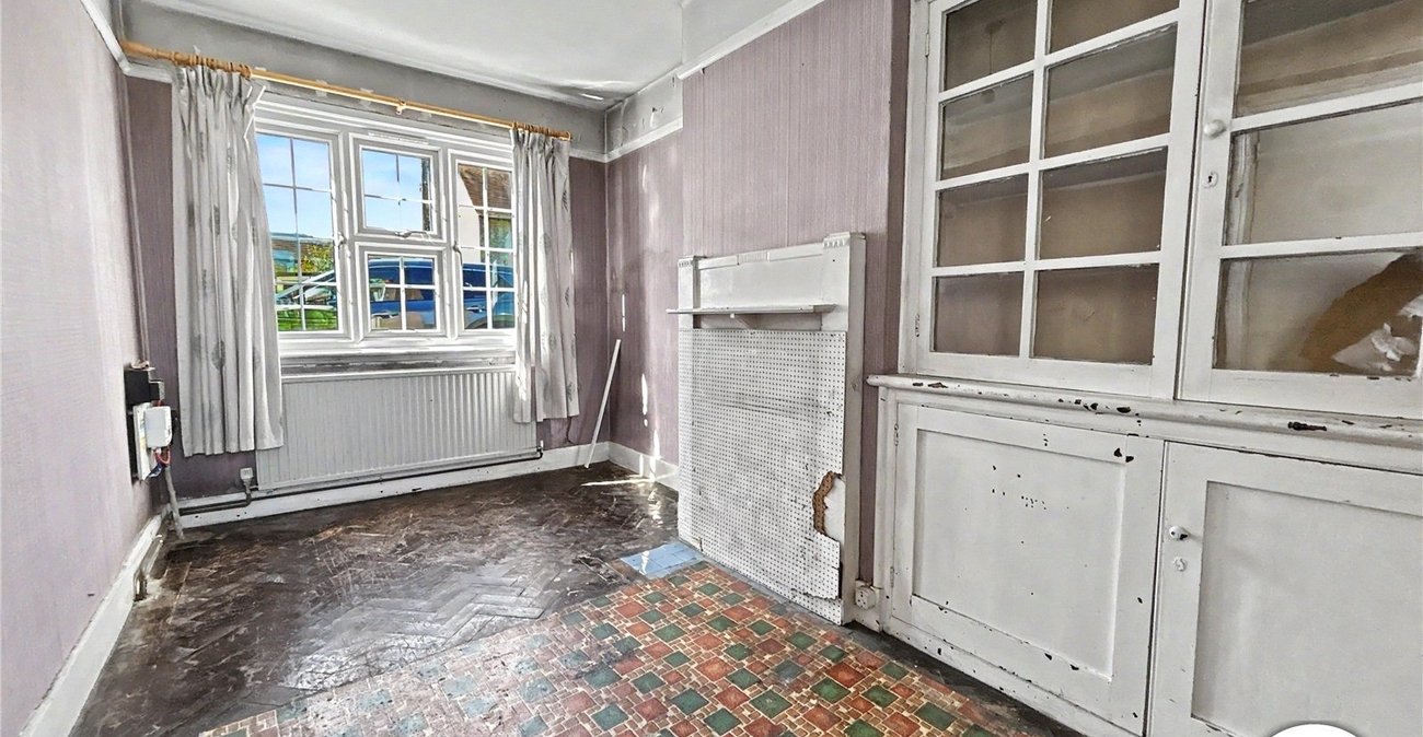 3 bedroom house for sale in Sidcup | Robinson Jackson