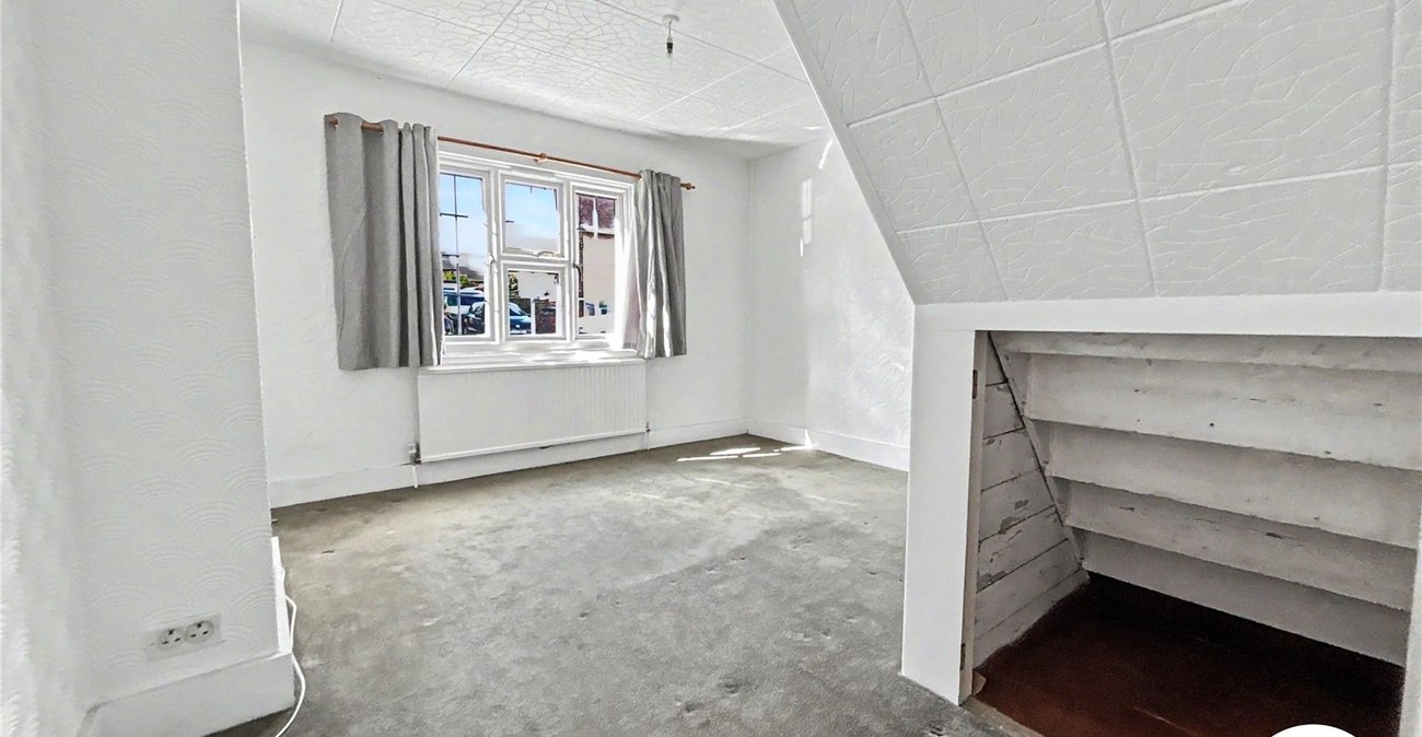 3 bedroom house for sale in Sidcup | Robinson Jackson