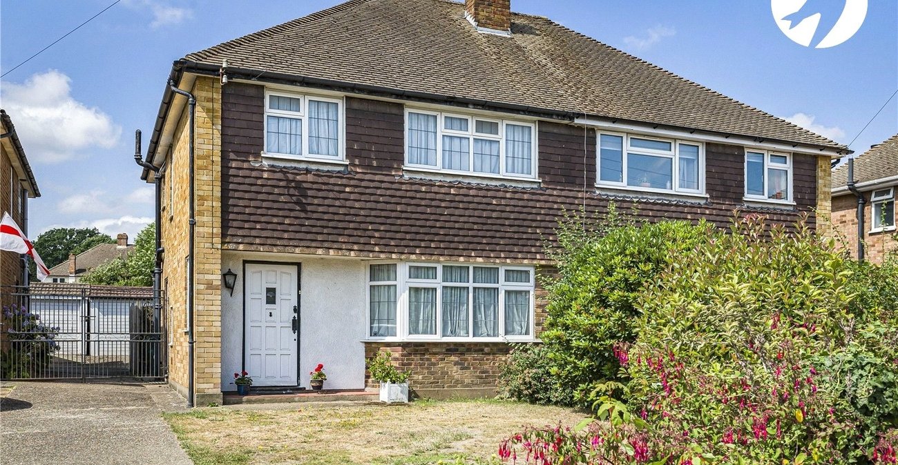 3 bedroom house for sale in Swanley | Robinson Jackson