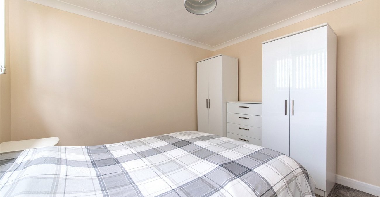 2 bedroom house for sale in Chalk | Robinson Michael & Jackson