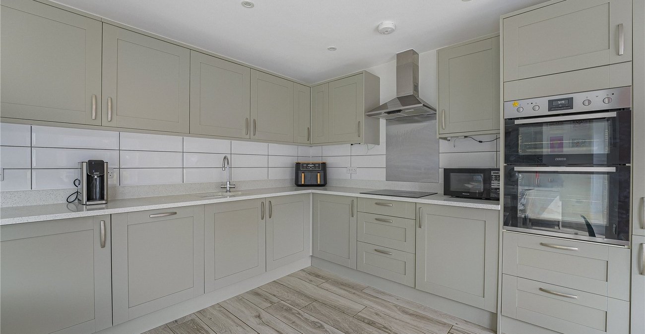 3 bedroom house for sale in Dartford | Robinson Jackson