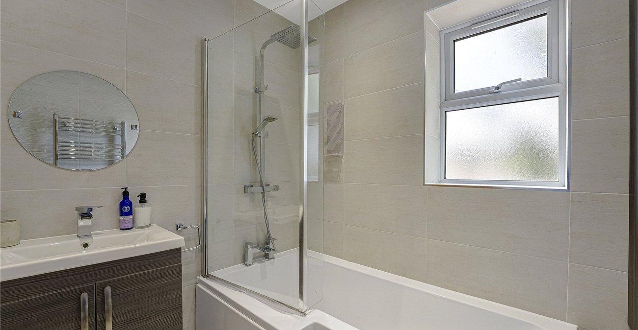 3 bedroom house for sale in Dartford | Robinson Jackson