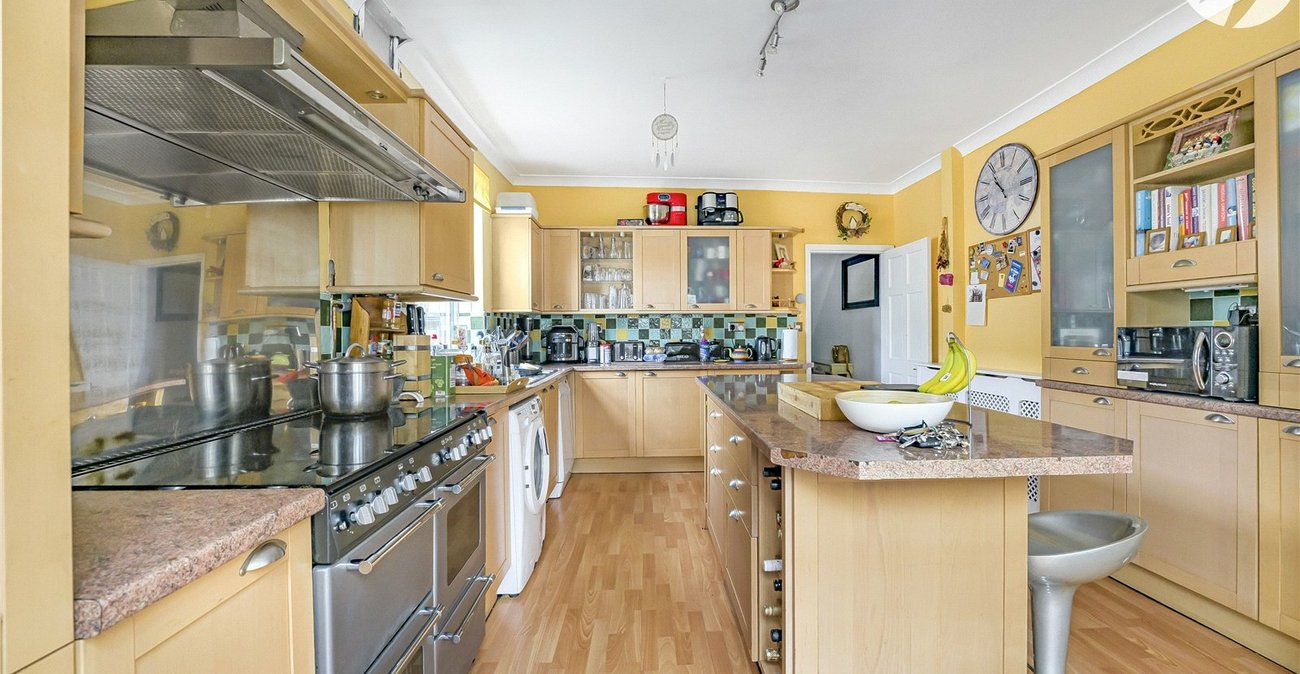 3 bedroom house for sale in Dartford | Robinson Jackson