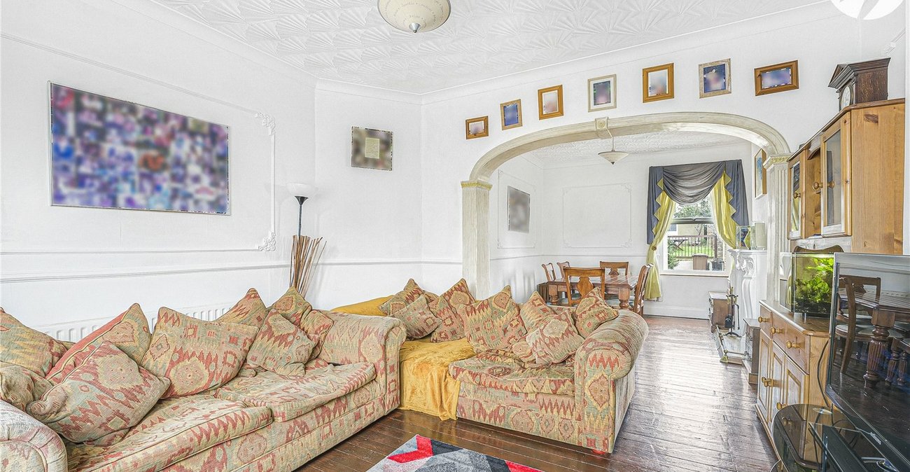 3 bedroom house for sale in Dartford | Robinson Jackson