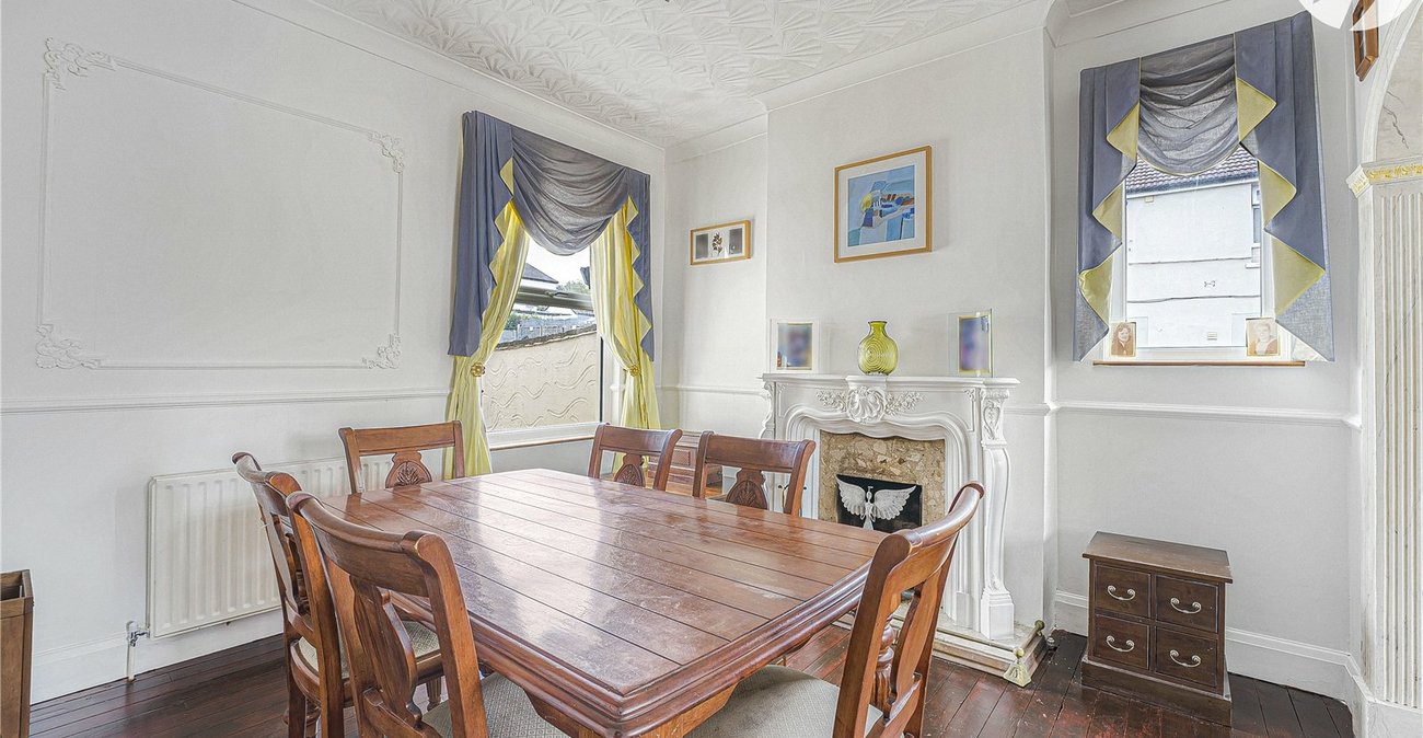 3 bedroom house for sale in Dartford | Robinson Jackson