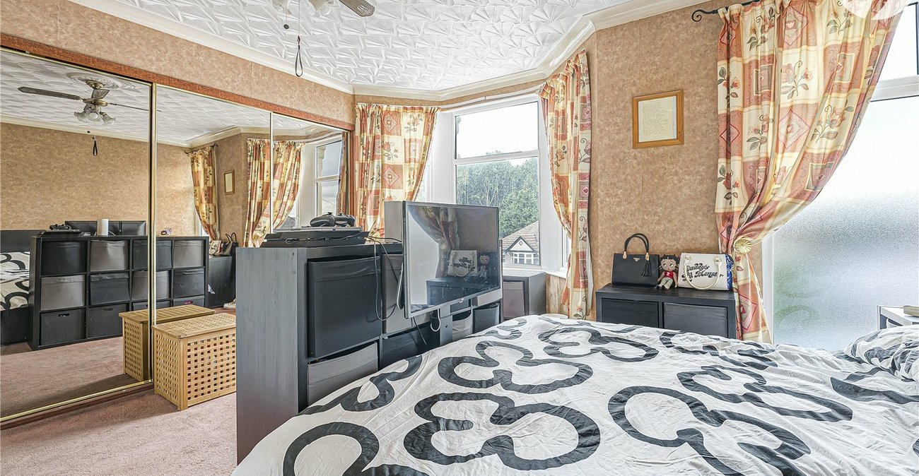 3 bedroom house for sale in Dartford | Robinson Jackson