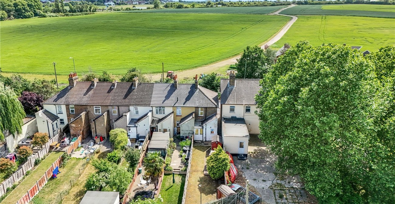 2 bedroom house for sale in Dartford | Robinson Jackson