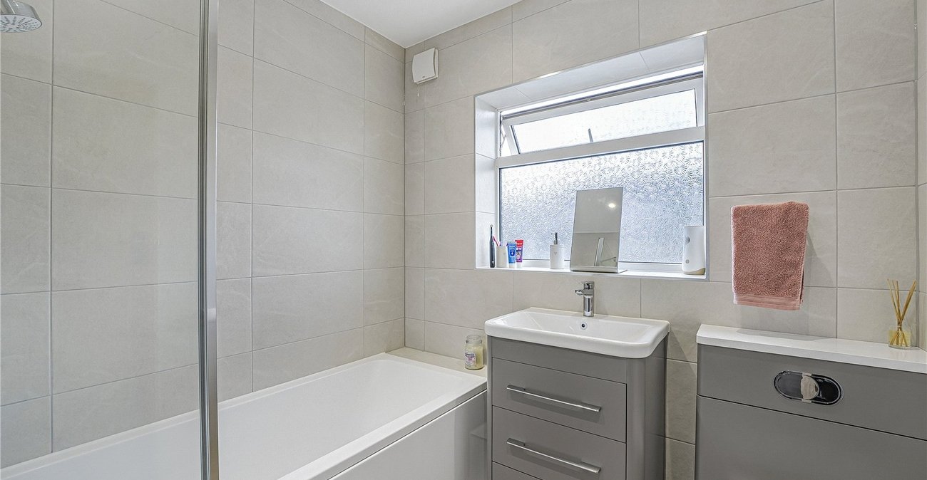 3 bedroom house for sale in Dartford | Robinson Jackson