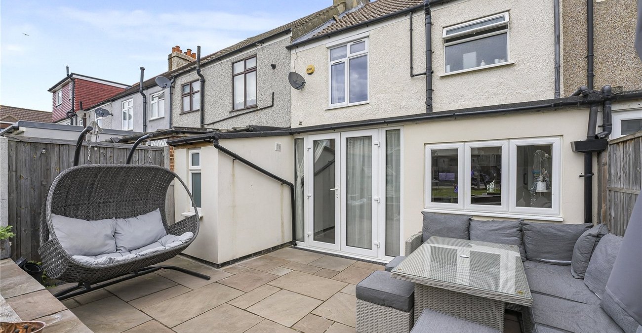 3 bedroom house for sale in Dartford | Robinson Jackson