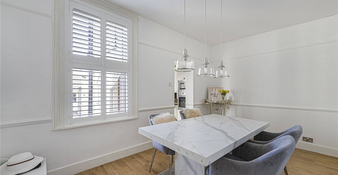 2 bedroom house for sale in Dartford | Robinson Jackson
