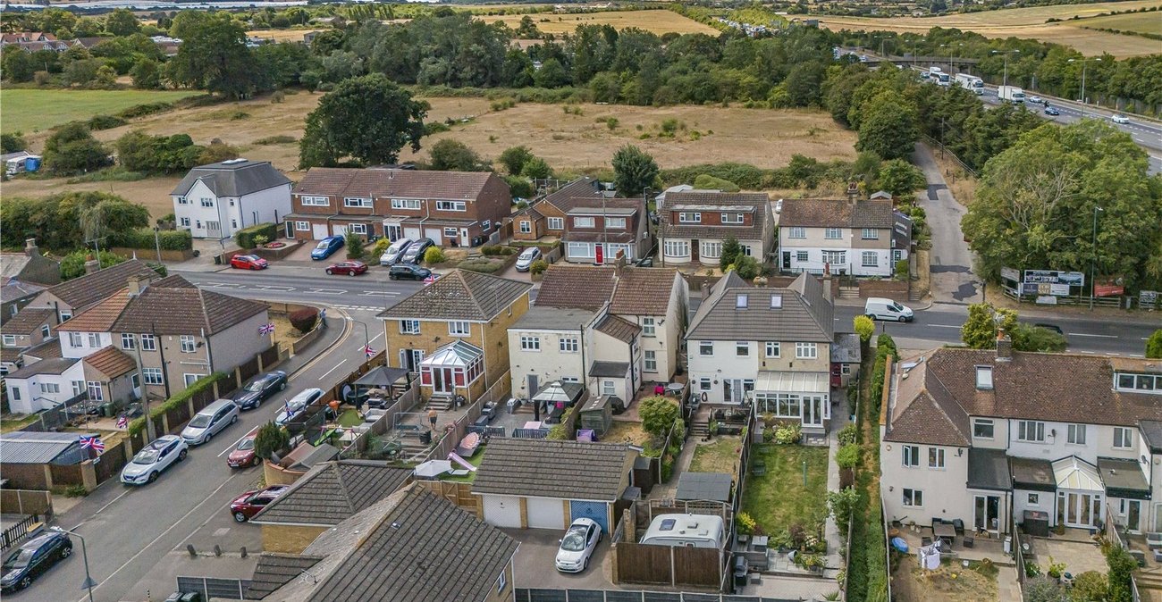2 bedroom house for sale in Dartford | Robinson Jackson