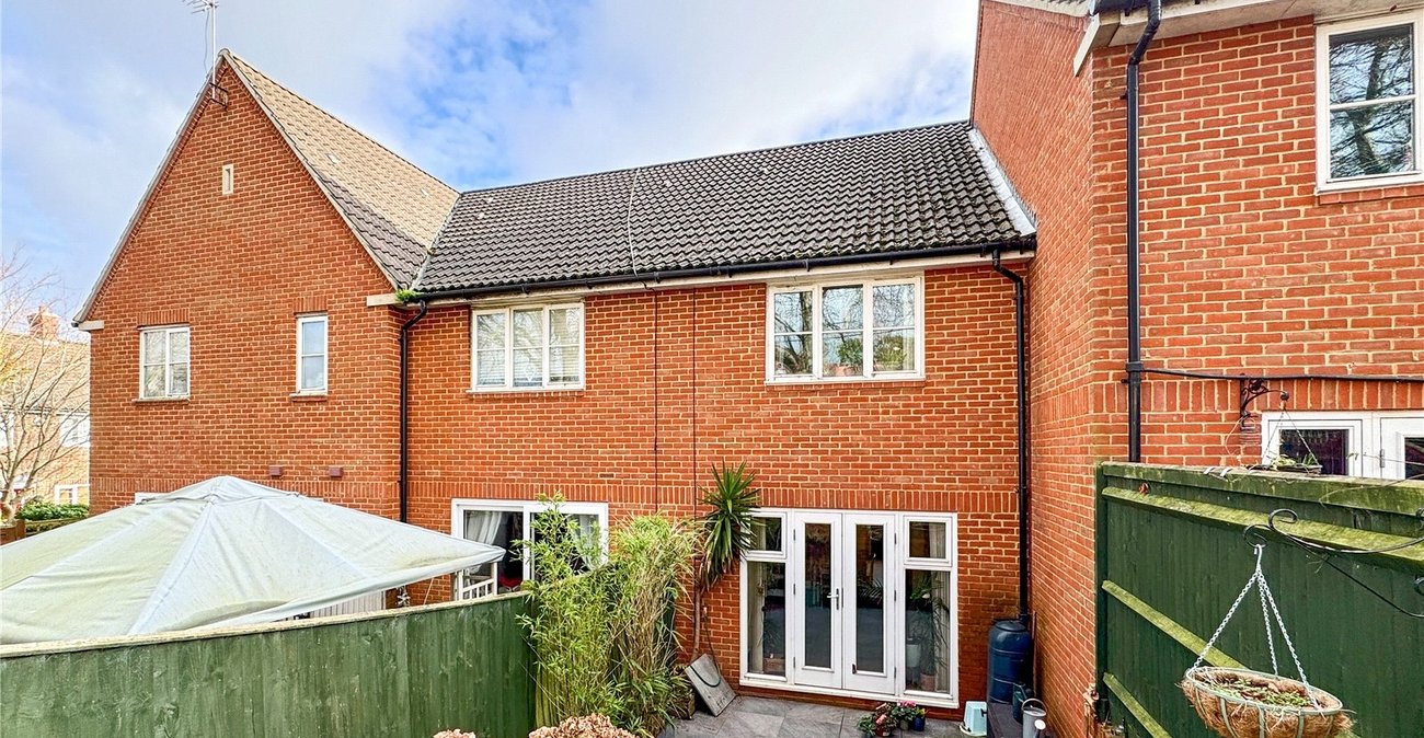 2 bedroom house for sale in Swanley | Robinson Jackson