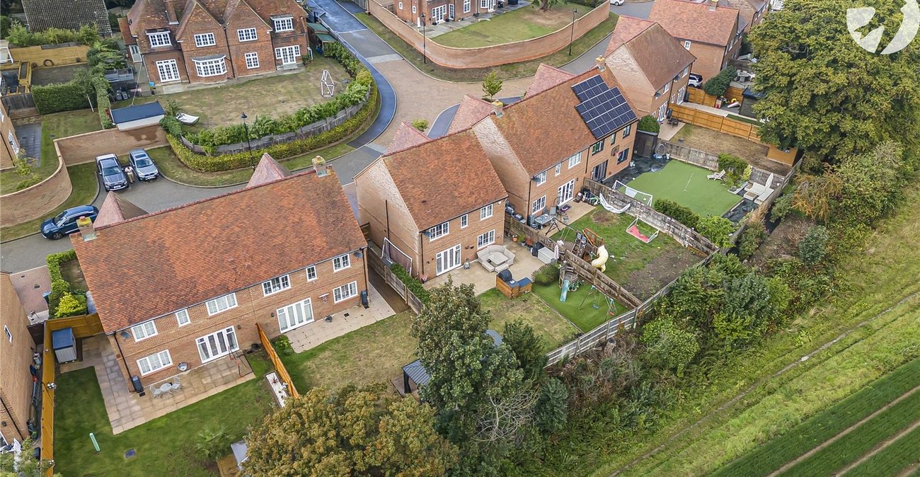 4 bedroom house for sale in Swanley | Robinson Jackson
