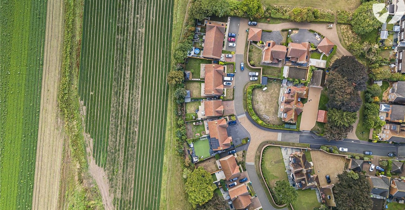 4 bedroom house for sale in Swanley | Robinson Jackson