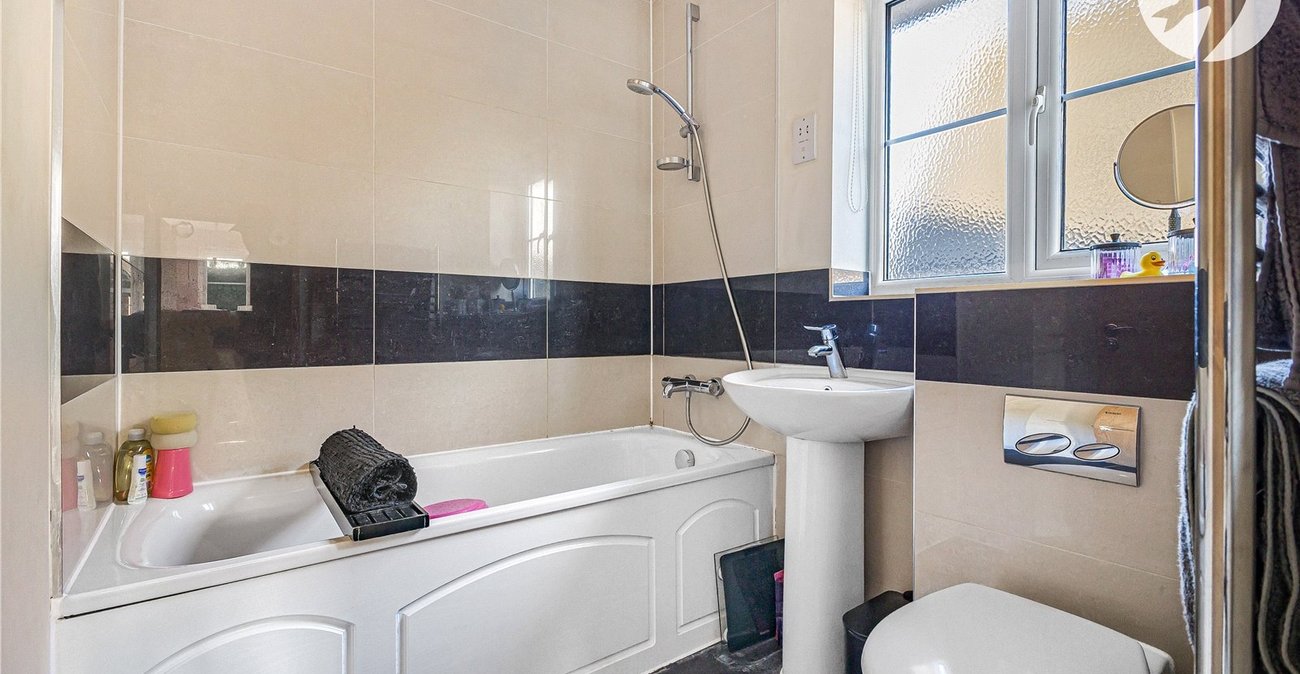 3 bedroom house for sale in Swanley | Robinson Jackson