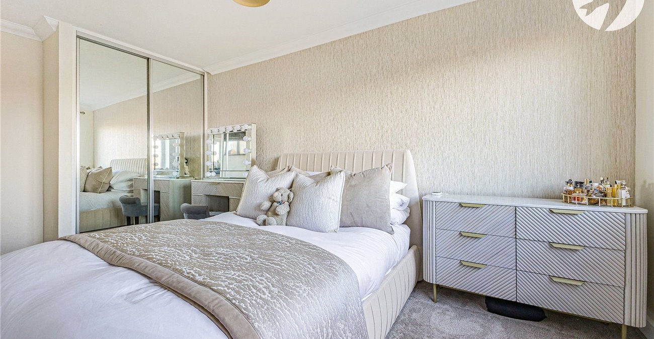 3 bedroom house for sale in Swanley | Robinson Jackson